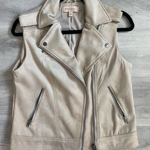 Philosophy vest